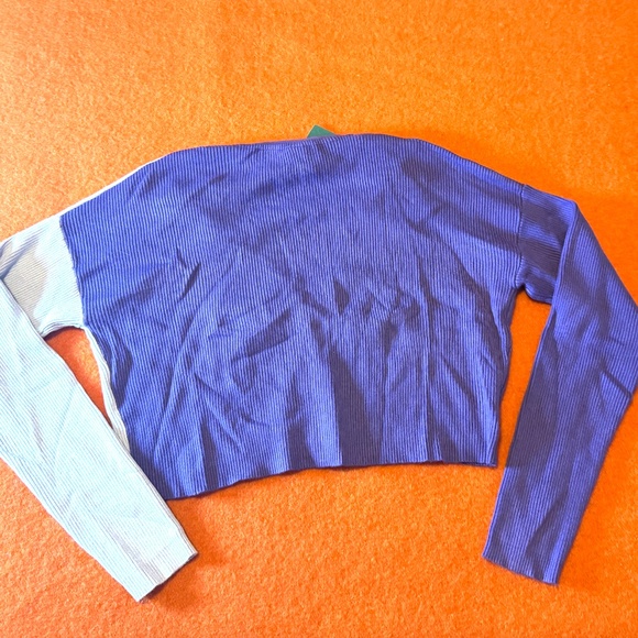 Purple and lilac two-tone ribbed cropped V-neck soft cardigan NWT - Picture 7 of 7